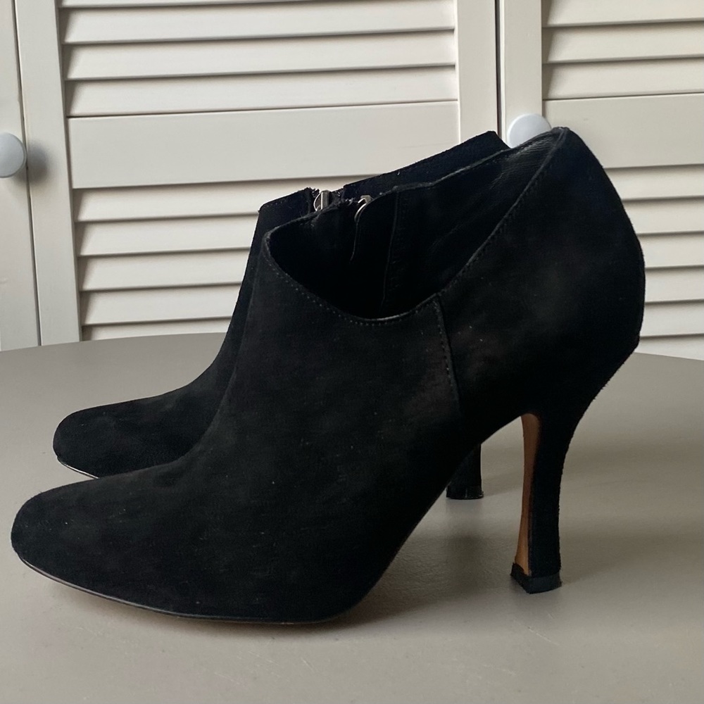 Dolce Vita Black Suede Ankle Boots Size 6.5